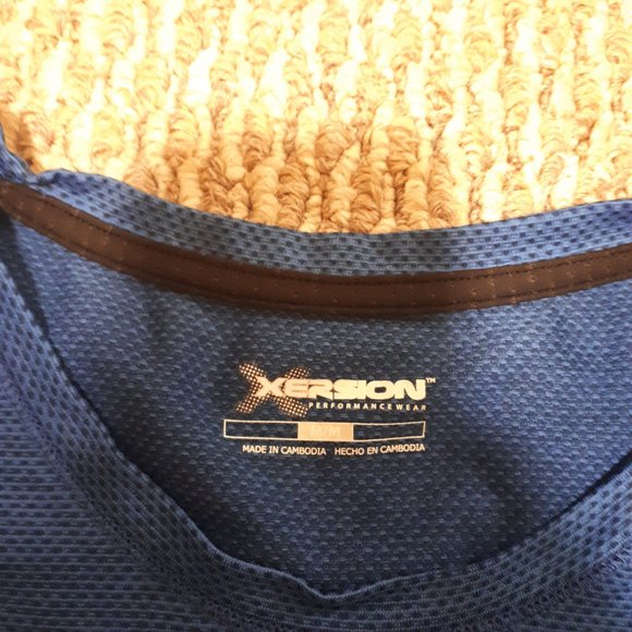 Two t-shirts - Picture 3 of 11